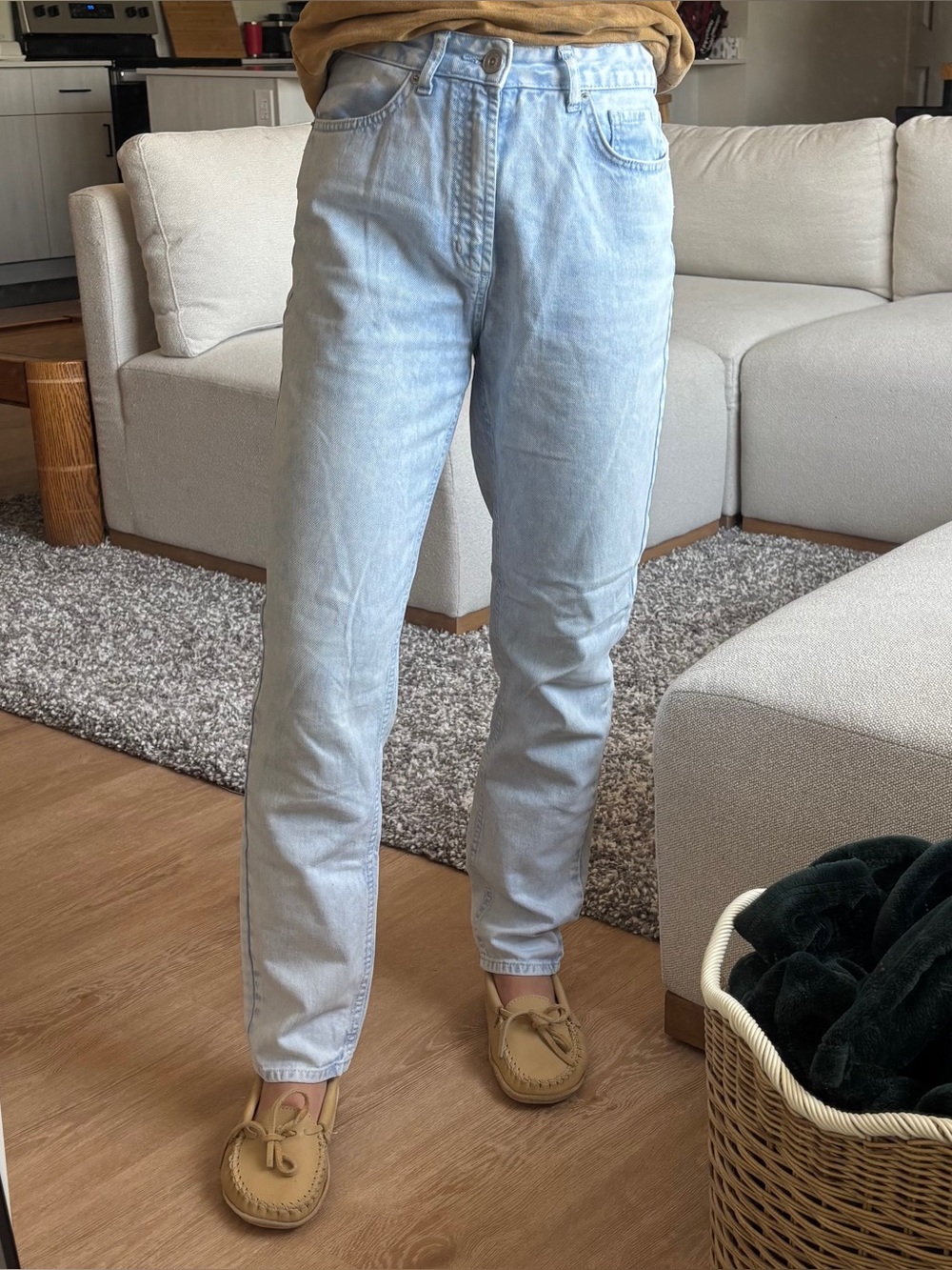Urban Outfitters BDG Mom Jeans size 27